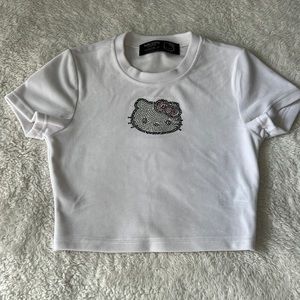 Forever 21 hello kitty shirt
